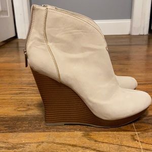 Jennifer Lopez wedge boots